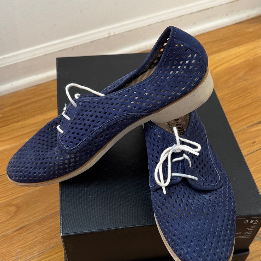 Chelsea Crew Navy Perforated Oxfords